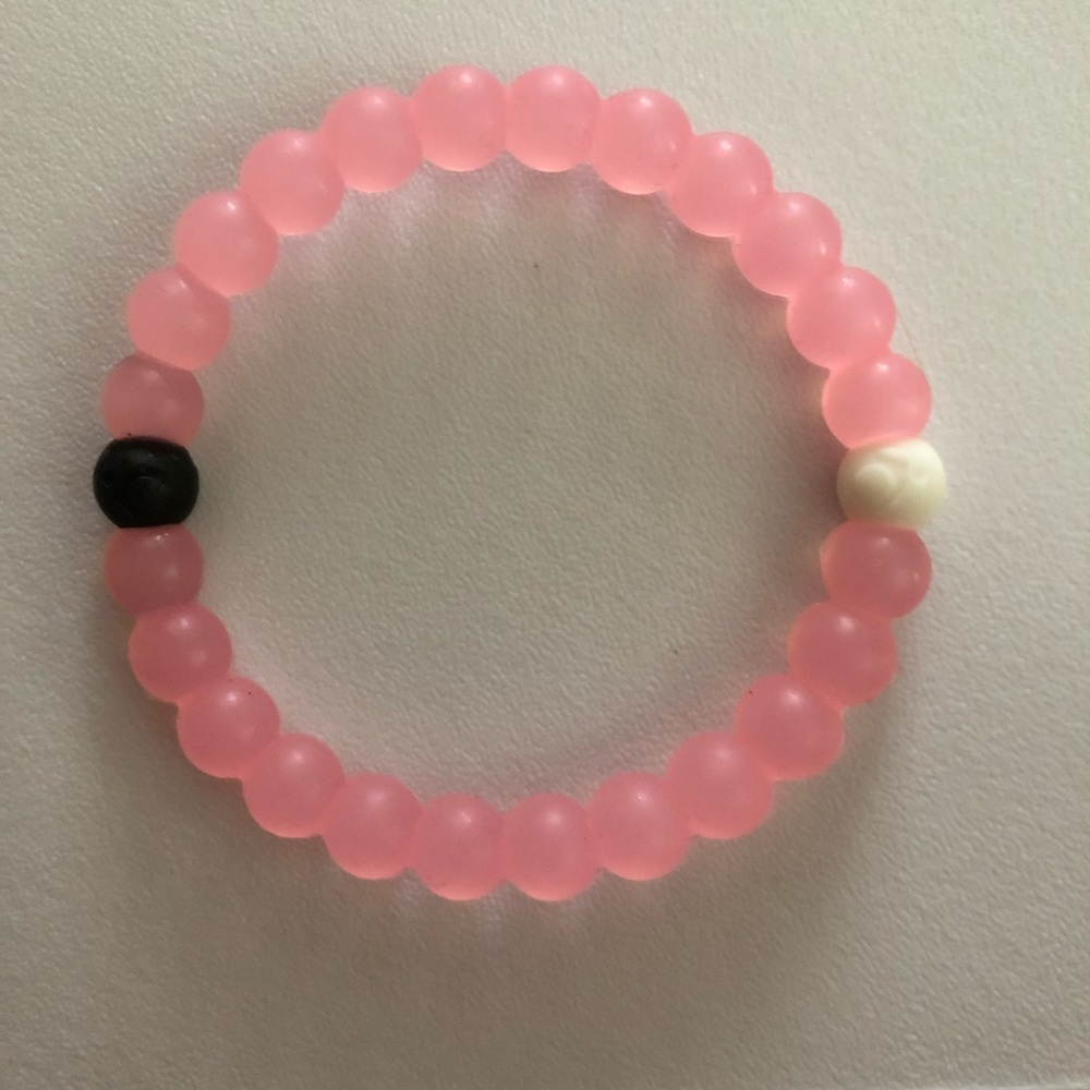 Pink Lokai | Medium | Breast Cancer Foundation 🎗 - Picture 3 of 3